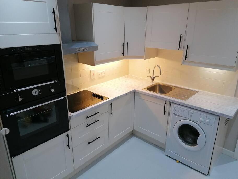 Stunning 3 Bedroom Townhouse In The Heart Of City Belfast Exteriér fotografie