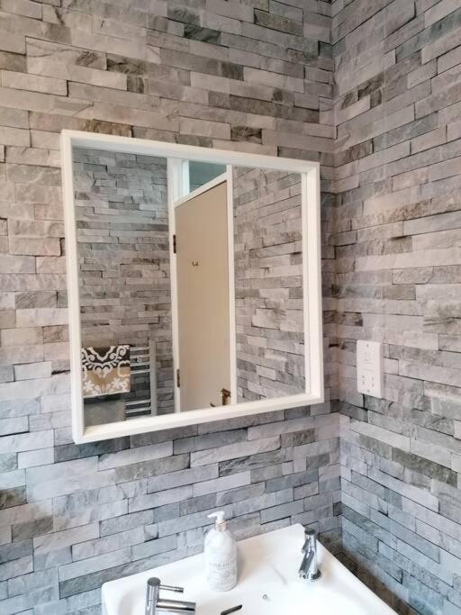 Stunning 3 Bedroom Townhouse In The Heart Of City Belfast Exteriér fotografie