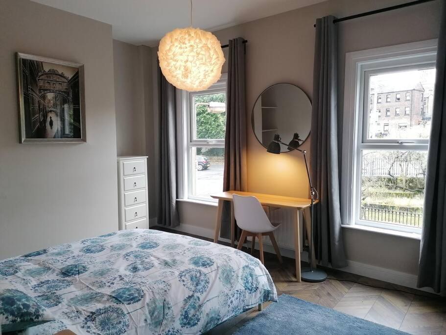 Stunning 3 Bedroom Townhouse In The Heart Of City Belfast Exteriér fotografie